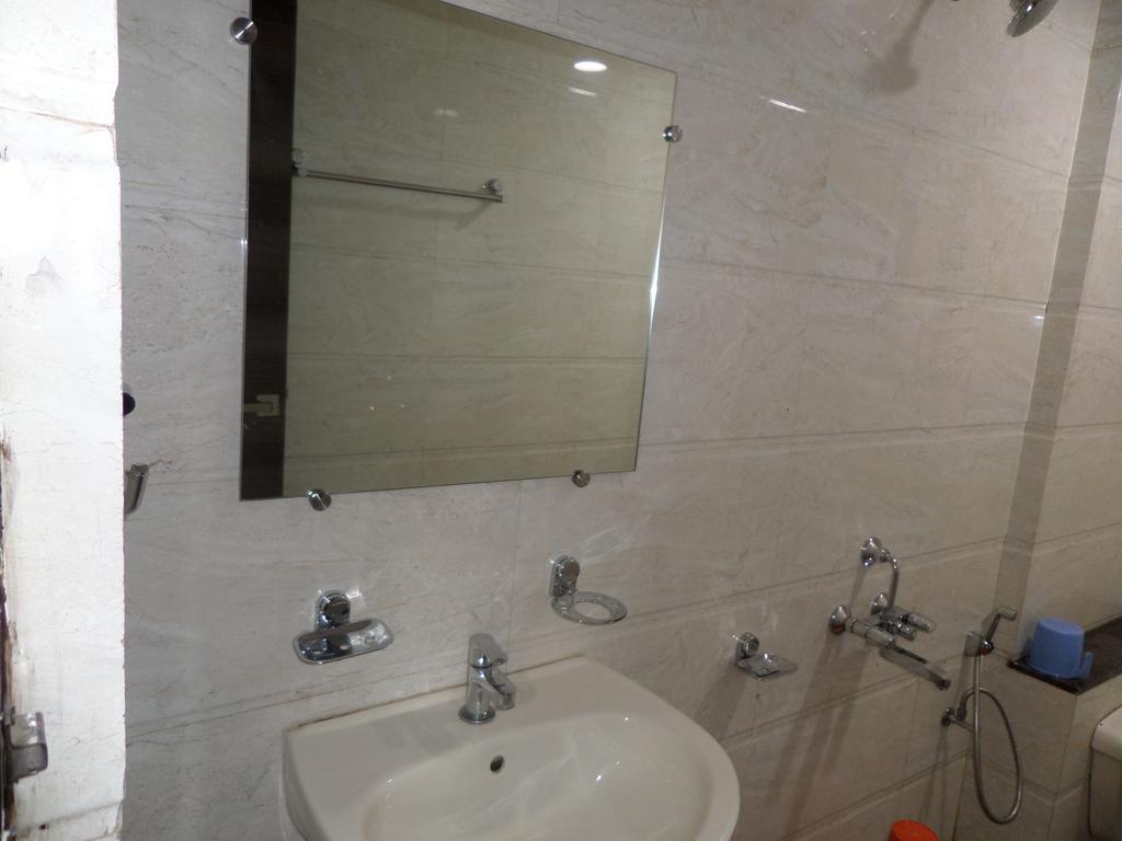 Sai Heera Residency Hotel Shirdi Exterior foto